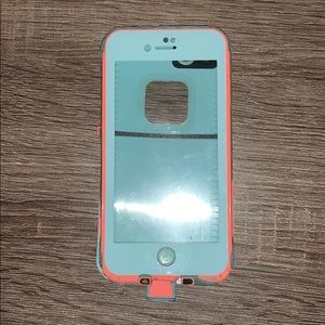 Life proof phone case